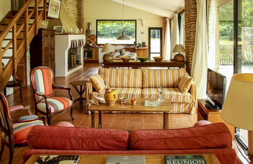 Saverdun Casa | CASA GRANDE LUZ