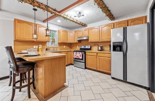 Long Pond Casa | Big House Pocono w/ outdoor spa, Sauna, game room, BBQ, by Kalahari & Camelback