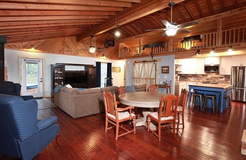 Greer Cabina | BIg K Hideaway in Greer, AZ