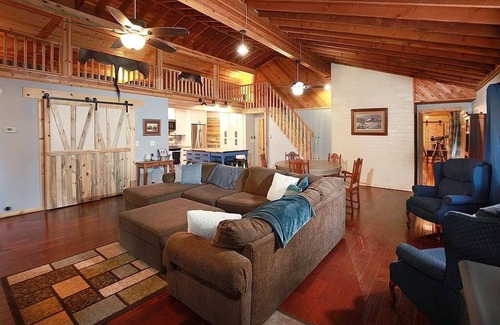 Greer Cabina | BIg K Hideaway in Greer, AZ