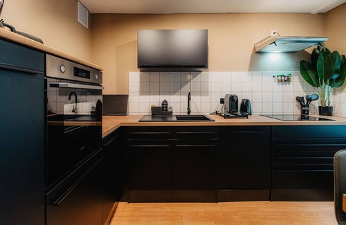 Zentrum-Sued Apartamento | Big Living 3-zimmer-appartement mit Küche - Luga Homes - Karli