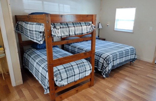 Ashley Oaks Cabina | Big Mountain Cabins with direct access to Windrock ATV Park