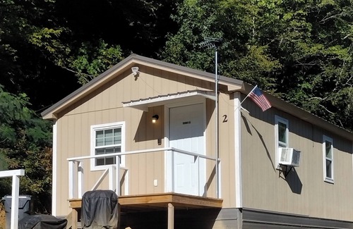 Ashley Oaks Cabina | Big Mountain Cabins with direct access to Windrock Park
