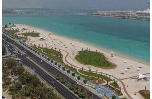 Abu Dhabi Cama Y Desayuno | BIG ROOM SHOWER & HANDBASSIN T - D