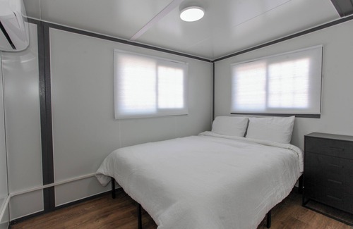Big Spring Cabina | Big Spring, TX-Tiny Home Charm -2 bd