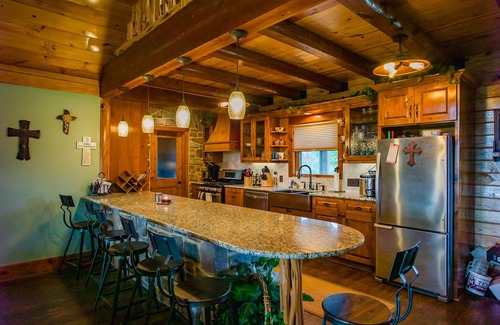 La Grange Cabina | Big View! Log cabin on the River