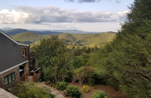 Blowing Rock Casa | Big Views! Between Blowing Rock and Boone.