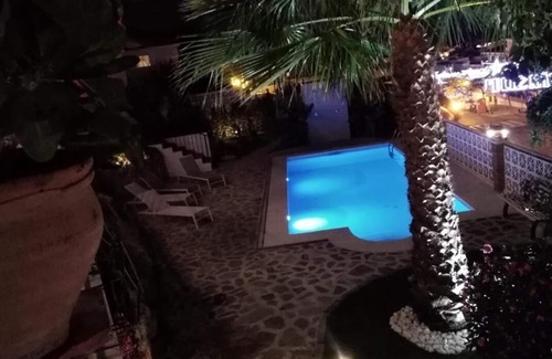 Benalmadena Villa | Gran villa con vistas increíbles, ¡ideal para grupos!