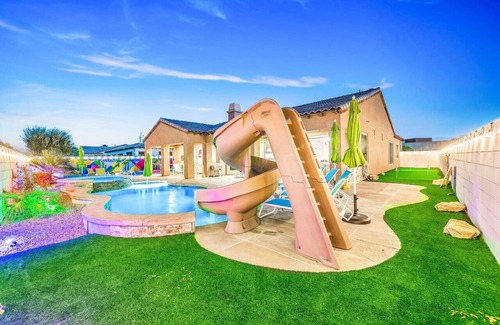Rancho Santana Casa | BigBiggy/Waterslide/100k Game Room