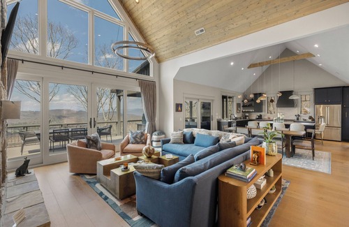 Glenville Casa | Biggie's Retreat - Long Range Views in Chinquapin Community, Glenville NC