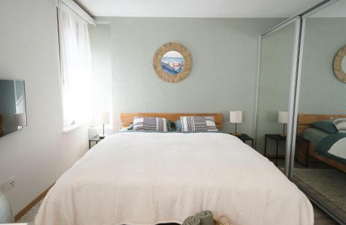Faulensee Apartamento | Bijou Studio with Ambiance near Lake