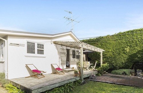 Waikanae Cabaña | Bijoux - Waikanae Beach Cottage