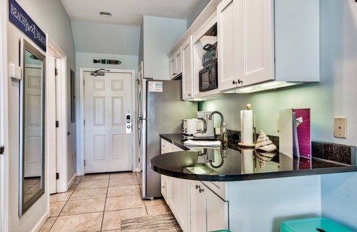 Rosemary Beach Condominio | Bikes and beach chairs included!30A-Studio between Rosemary and Alys Beach