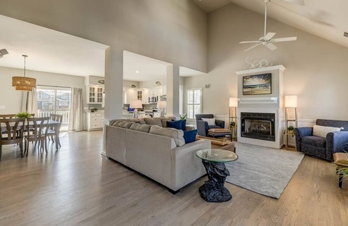Sandbridge Casa | Bikini Blonde | 715 ft to the beach | Private Pool and Hot Tub