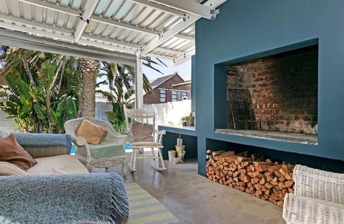 Melkbosstrand Casa | Bikini's and Martini's Villa