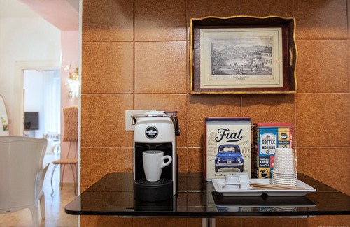 Citta Antica Apartamento | Billie's Flat White - art & design apt in Verona historic center