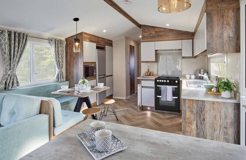 Great Houghton Casa | Billing Aquadrome Gold 2 Bed Caravan KL08