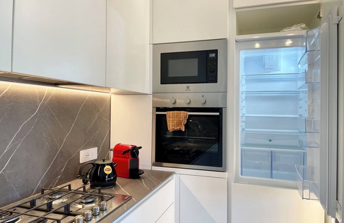 Rivabella Apartamento | Bilocale con terrazzo e garage – Casa Ondina