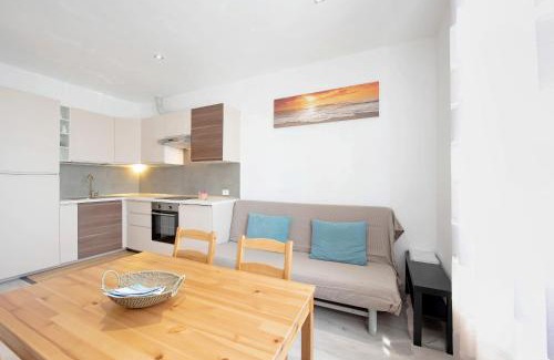 Varazze Apartamento | Bilocale Mezzano in centro