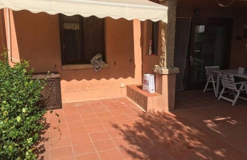 Porto Rotondo Casa | Bilocale ristrutturato con piscina. Spiagge vicine.