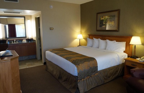 Fargo Hotel | Biltmore Hotel & Suites