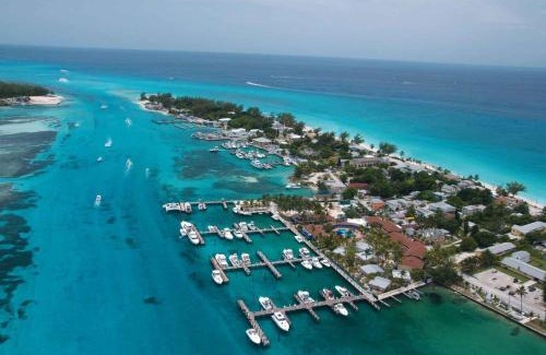 Alice Town Complejo | Bimini Big Game Club Resort & Marina