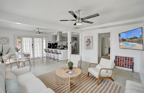 Victoria Park Villa | Bimini House