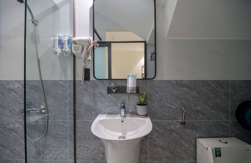 Nha Be Hotel | Bin Bin Hotel 17 - Near GS Metro City
