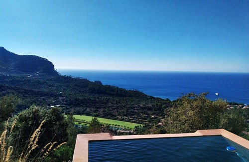 Banyalbufar Chalet De Esquí | Binimira - exclusive sea views & total privacy! (New on Vrbo)