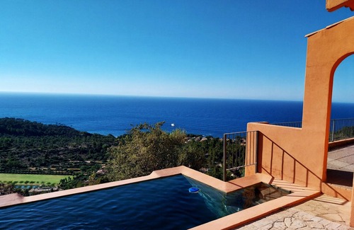 Banyalbufar Chalet De Esquí | Binimira - exclusive sea views & total privacy! (New on Vrbo)