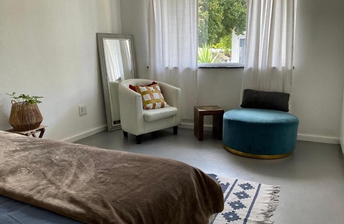Flamingo Vlei Casa | Bird Song Cottage - Table View