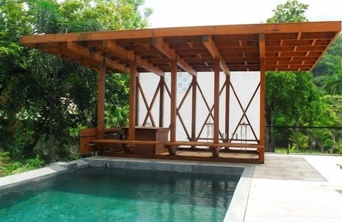 Gamboa Casa | Vacaciones en una obra de arte arquitectónica: BirdHouse por el Canal de Panamá.