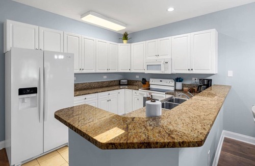 Carolina Forest Condominio | Birdie's Balcony - Golf Views & Poolside Stay