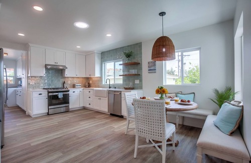 La Jolla Cabaña | Birdrock Beach Cottage - New updated cottage with hot tub