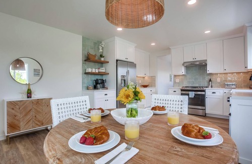 La Jolla Cabaña | Birdrock Beach Cottage - New updated cottage with hot tub