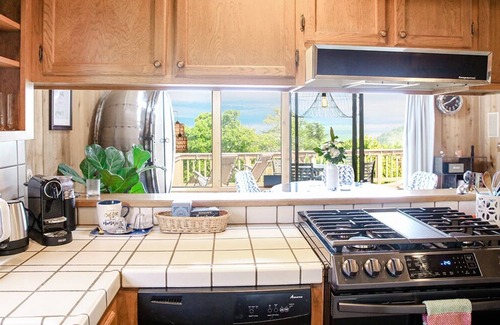 Lodge Hill Cabina | BIRDS’ EYE VIEW provides quite possibly the most glorious panoramic.