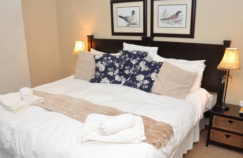 uMlalazi Cama Y Desayuno | Birds of paradise B&B