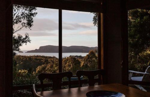 Adventure Bay Casa | Birdsong