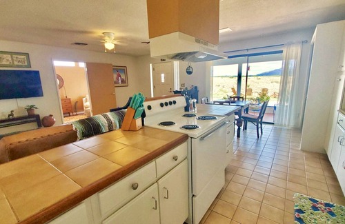 Nogales Casa | BirdSong Desert Retreat: Views and Privacy!