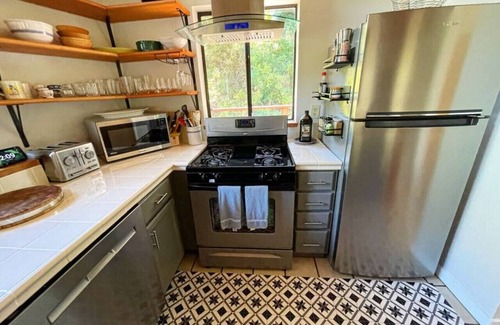 Point Reyes Station Casa | Birdsong Retreat | Hot Tub, Surrounded by Nature