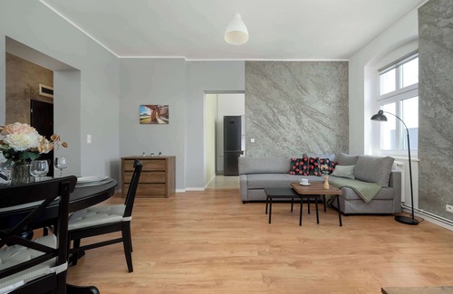 Brochow Apartamento | Birmańska 5 | Wrocław | Cosy Apartment | Remote Work | Smart TV & WiFi