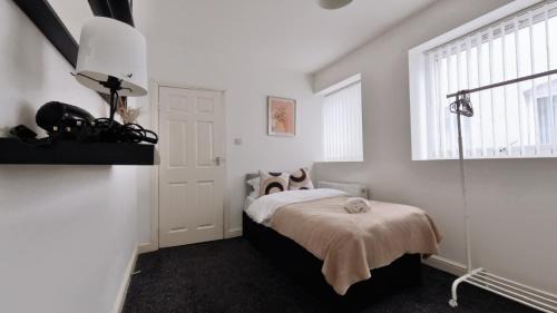 Business District Apartamento | Birmingham City Stay Apartments