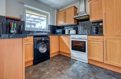 Erdington Casa | ★ Birmingham ★ Contractors ★ 3 bedrooms ★