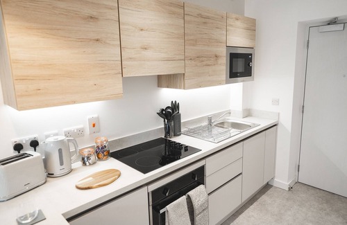 Sheffield Apartamento | Apartamento-Club-Baño con ducha-Vista al patio-Standard