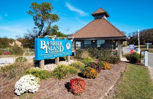Duck Condominio | BIS-Duck Resort - 2BR/2.5BA - Great Pools and Beach!
