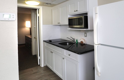 Wildwood Crest Hotel | Biscayne Family Resort