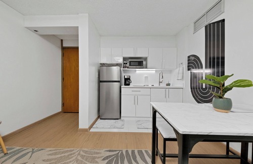 Downtown Honolulu Condominio | Bishop Suites @ Executive Centre, Downtown Honolulu, Mountain View Suite #1612