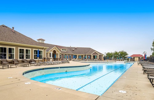 Millville Casa | Bishops Landing Home Close to Bethany Beach w/Shared Pool & Private W/D