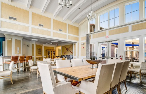 Millville Casa | Bishops Landing Townhouse with WiFi, Central AC, Patio, & Outdoor Pool/Tennis