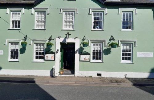 Beaumaris Casa | Bishopsgate House Hotel